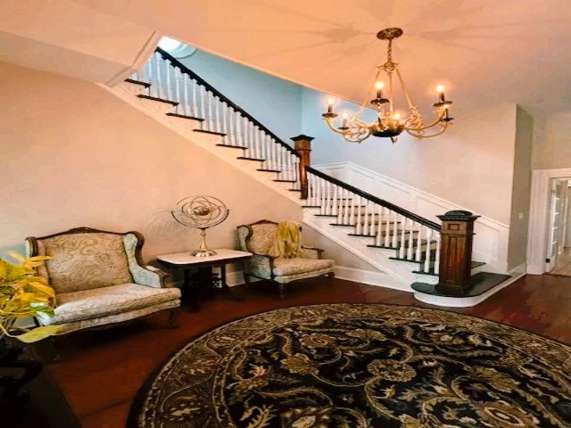 Sweeping staircase in the Viridia foyer